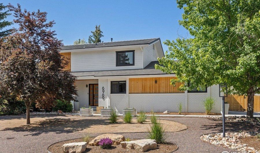 6969 Harvest Rd, Boulder, CO 80301 - 6 Beds, 4 Bath