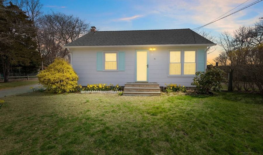 91 Hedges Ln, Amagansett, NY 11937 - 3 Beds, 2 Bath