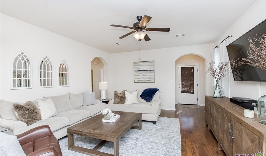 1436 Gardenia Ln, Baton Rouge, LA 70820 - 3 Beds, 2 Bath