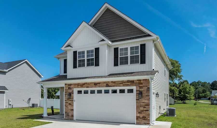 847 Mulligan Dr, Ayden, NC 28513 - 4 Beds, 3 Bath