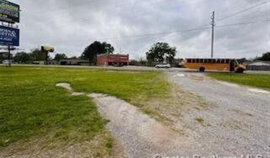 2619 Vet Memorial, Abbeville, LA 70510 - 0 Beds, 0 Bath