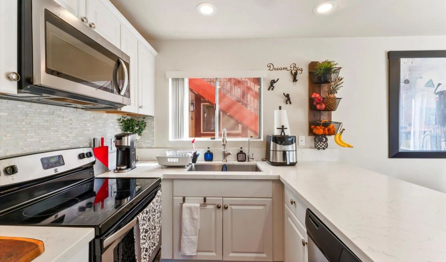 5483 Adobe Falls Rd 7, San Diego, CA 92120 - 2 Beds, 2 Bath