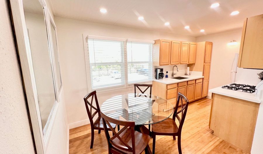 74-5618 PALANI Rd M6, Kailua Kona, HI 96740 - 1 Beds, 1 Bath