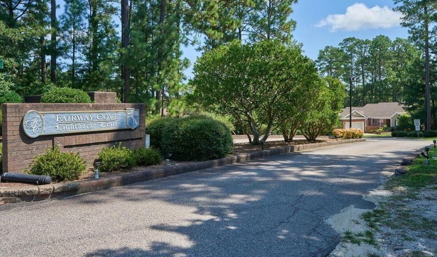 330 Lighthorse Cir, Aberdeen, NC 28315 - 3 Beds, 3 Bath
