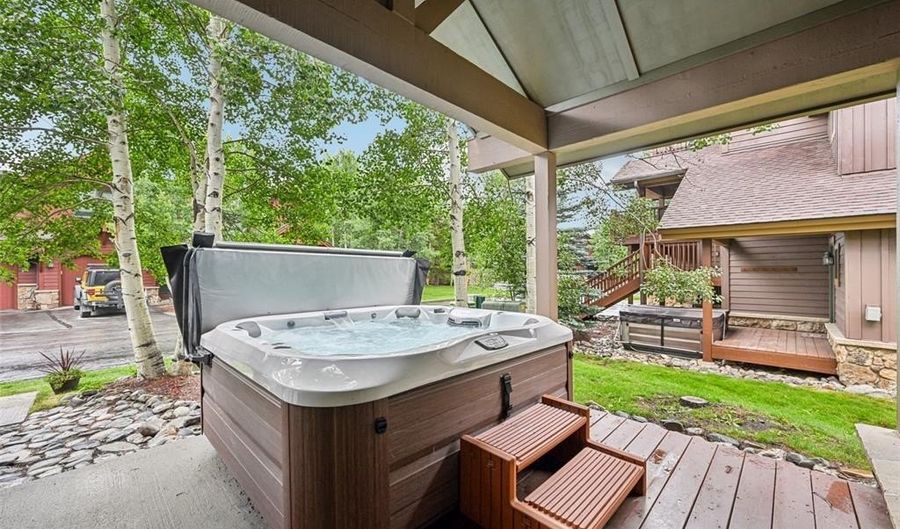 48 CHESTNUT Ln 48, Breckenridge, CO 80424 - 3 Beds, 4 Bath