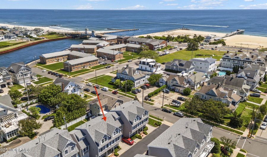 200 2nd Ave 14, Belmar, NJ 07719 - 3 Beds, 3 Bath