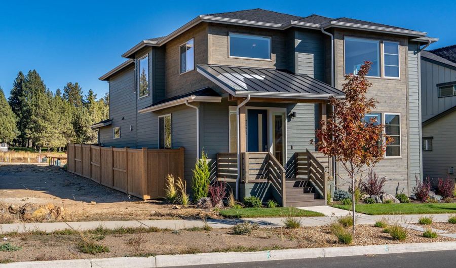 20607 SE Boer Pl, Bend, OR 97702 - 5 Beds, 3 Bath