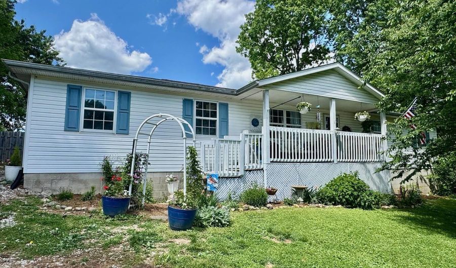 45 Hickory Heights Dr, Bedford, IN 47421 - 3 Beds, 2 Bath