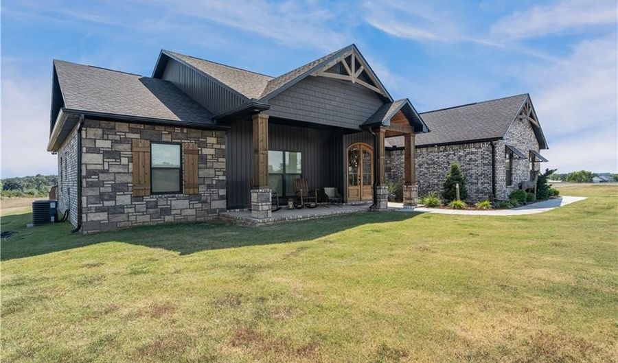 2215 Deepwood Dr, Alma, AR 71921 - 3 Beds, 2 Bath