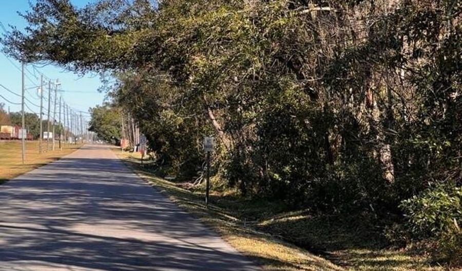 Central Avenue, Bay St. Louis, MS 39520 - 0 Beds, 0 Bath