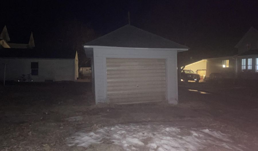 502 State St, Ackley, IA 50601 - 3 Beds, 1 Bath