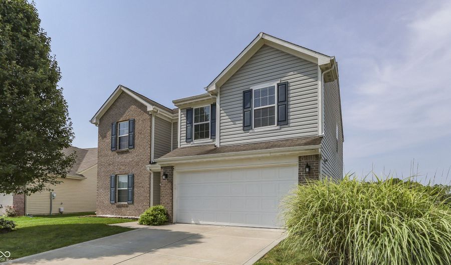 3633 Miesha Dr, Indianapolis, IN 46217 - 4 Beds, 3 Bath