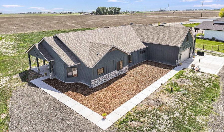 91 W 200 S, Burley, ID 83318 - 5 Beds, 3 Bath