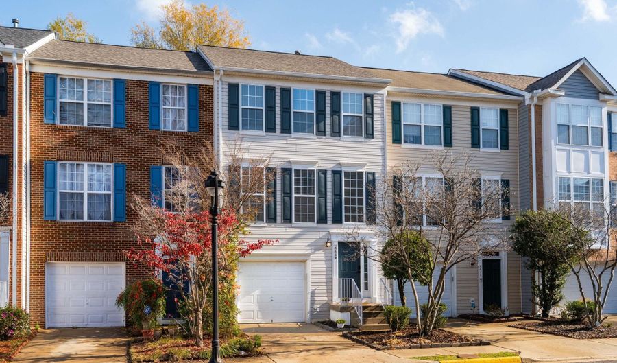 8469 BYERS Dr, Alexandria, VA 22309 - 3 Beds, 4 Bath