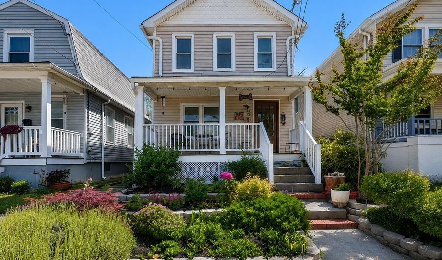 906 Central Ave, Asbury Park, NJ 07712 - 2 Beds, 1 Bath