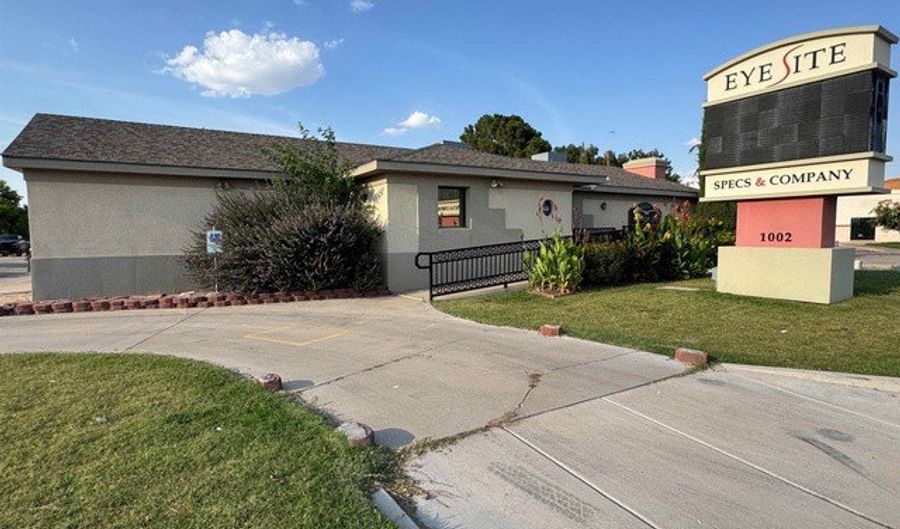 1002 W Main St, Artesia, NM 88210 - 0 Beds, 0 Bath