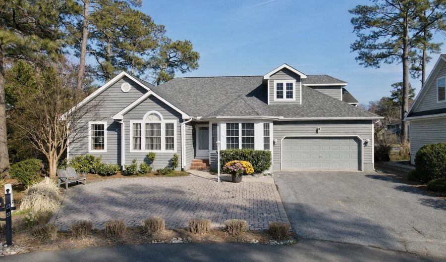 844 GLEN Dr, Bethany Beach, DE 19930 - 4 Beds, 4 Bath