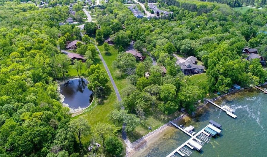 2904 Le Homme Dieu Vw NE, Alexandria, MN 56308 - 4 Beds, 3 Bath