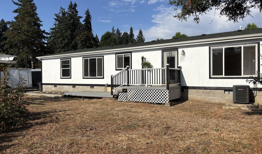 21984 CAMELLIA Ct, Aurora, OR 97002 - 3 Beds, 2 Bath