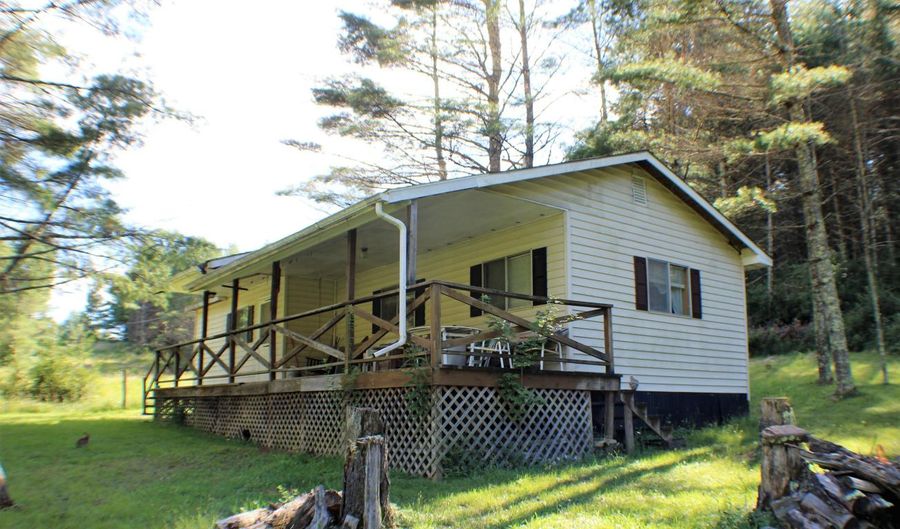 1590 Pine Grove Rd, Arbovale, WV 24915 - 2 Beds, 1 Bath