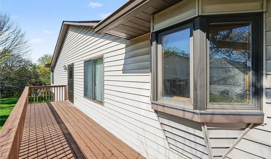14381 Glenda Dr, Apple Valley, MN 55124 - 2 Beds, 2 Bath
