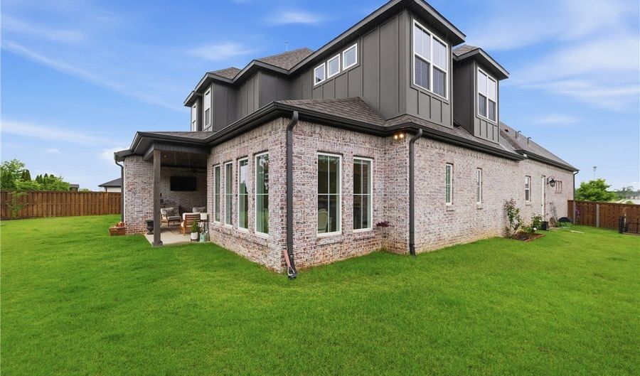 4414 S 86th Pl, Bentonville, AR 72713 - 4 Beds, 4 Bath