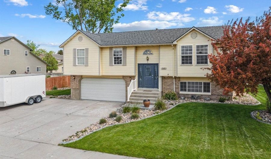 565 Snowflake St, American Falls, ID 83211 - 4 Beds, 3 Bath