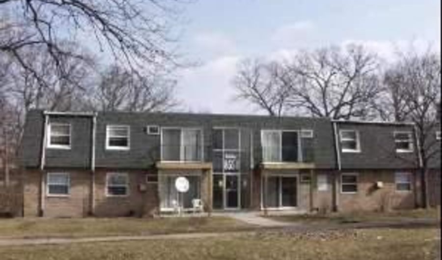 8425 W 101st Ter 9-107, Palos Hills, IL 60465 - 2 Beds, 1 Bath