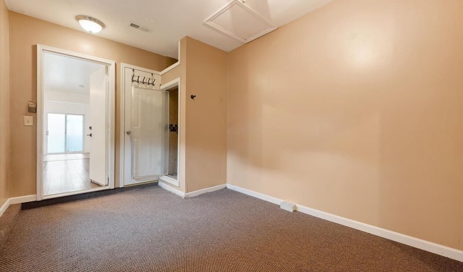 39 PERIWINKLE Ct, Dover, DE 19904 - 4 Beds, 2 Bath
