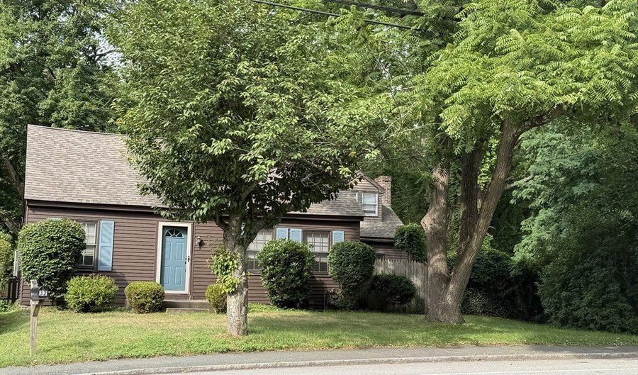 32 River Rd, Andover, MA 01810 - 3 Beds, 3 Bath