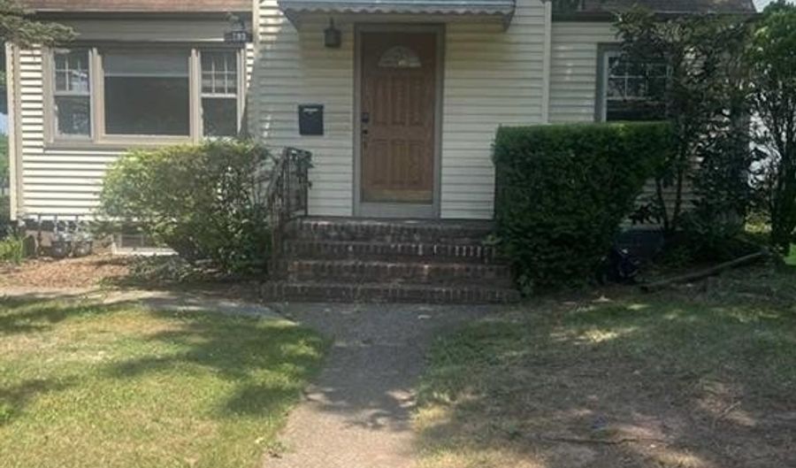 193 Hickory Ave, Bergenfield, NJ 07621 - 2 Beds, 1 Bath
