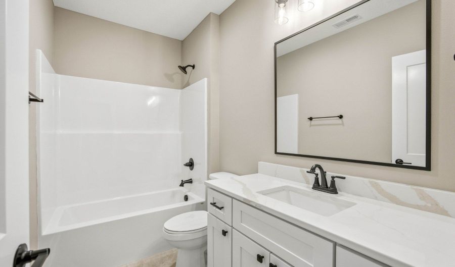 2610 Ponte Pl, Adel, IA 50003 - 4 Beds, 3 Bath