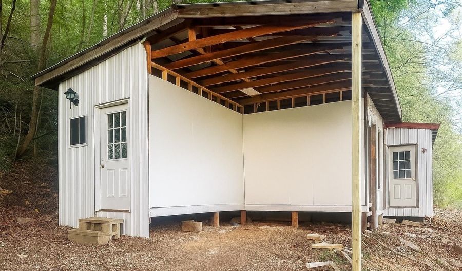 467 Rivervale Cabin Rd, Bedford, IN 47421 - 2 Beds, 1 Bath