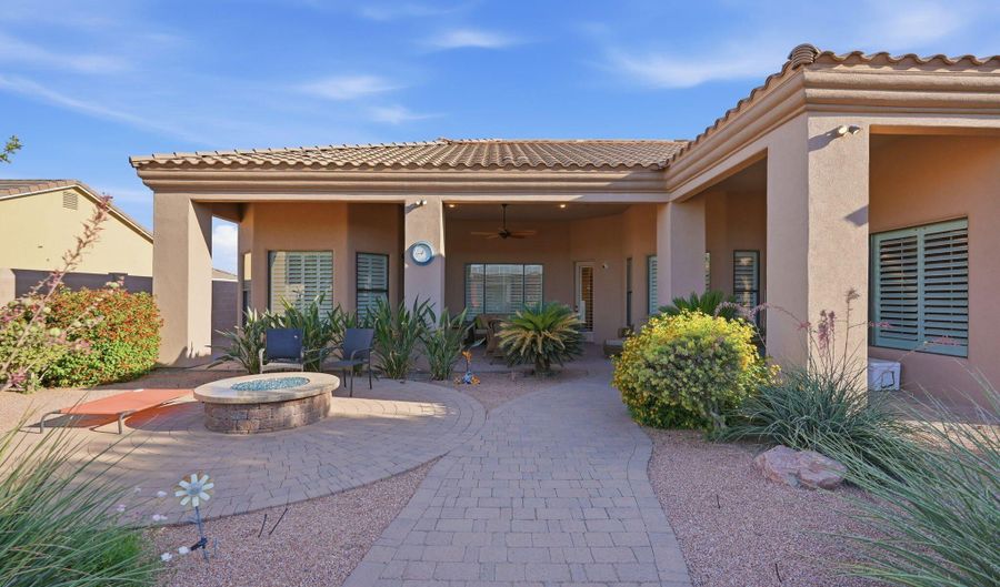 10326 W IRONWOOD Dr, Casa Grande, AZ 85194 - 4 Beds, 4 Bath