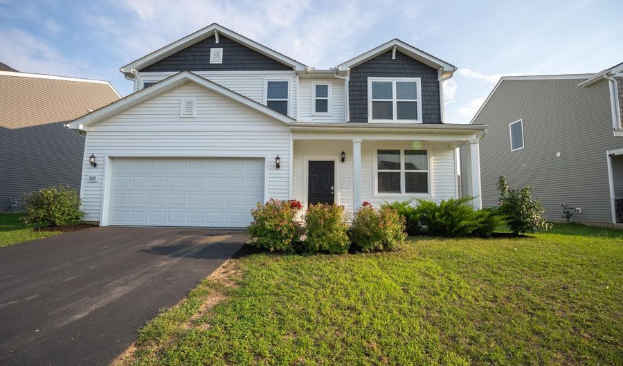 319 Honeysuckle St, Ashville, OH 43103 - 3 Beds, 3 Bath