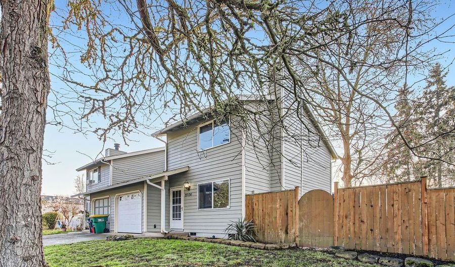 20136 SW Southview St, Aloha, OR 97007 - 2 Beds, 2 Bath