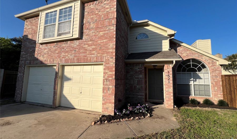 1621 Collin Dr, Allen, TX 75002 - 3 Beds, 3 Bath