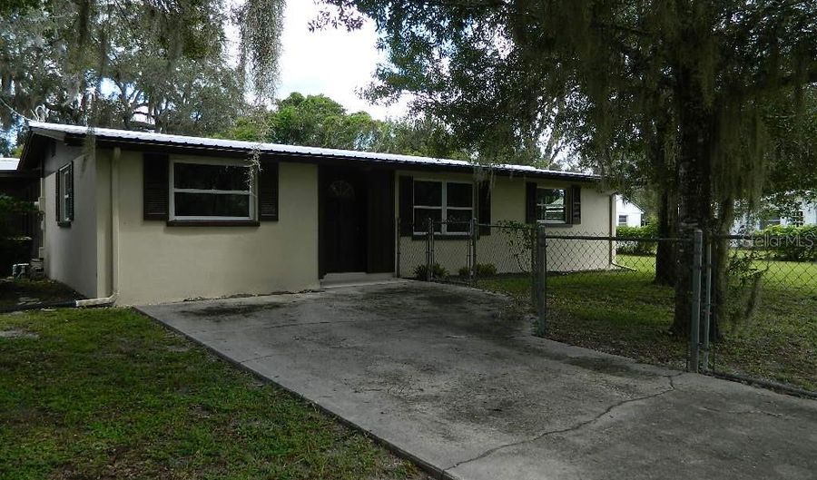 418 N WILSON Ave, Arcadia, FL 34266 - 3 Beds, 2 Bath