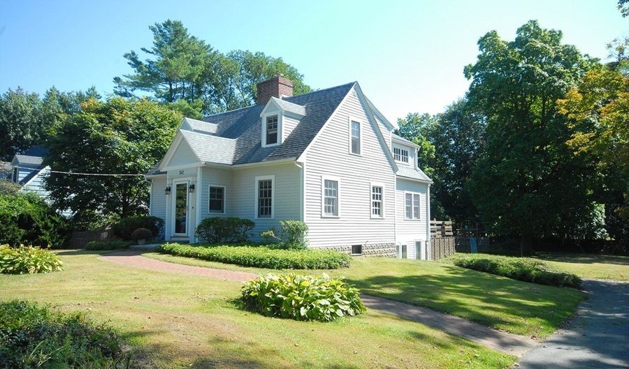 342 Arlington St, Acton, MA 01720 - 4 Beds, 3 Bath
