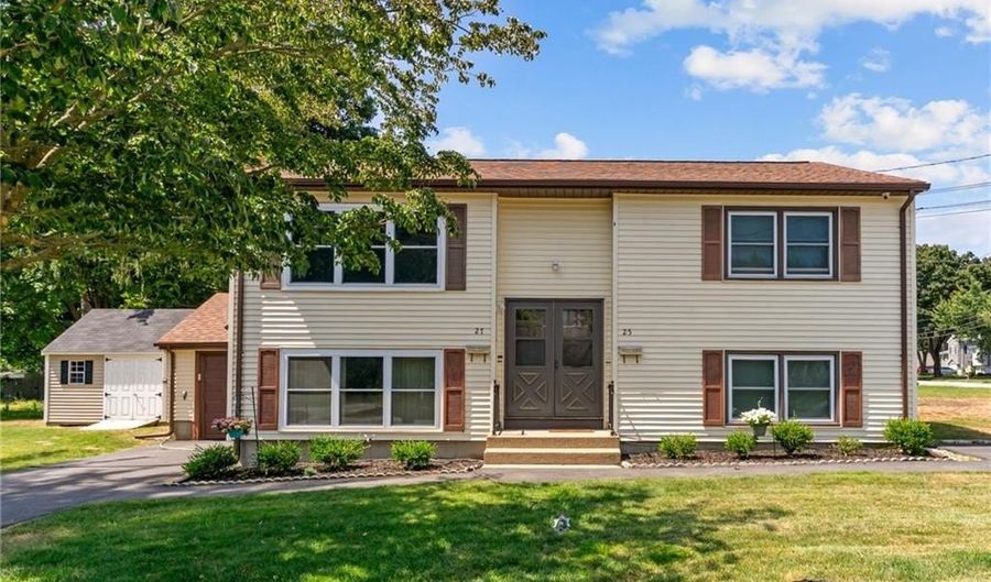25 High St, Warwick, RI 02886 - 4 Beds, 2 Bath