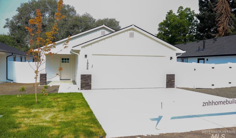 1906 Oregon Ln, Caldwell, ID 83605 - 3 Beds, 2 Bath