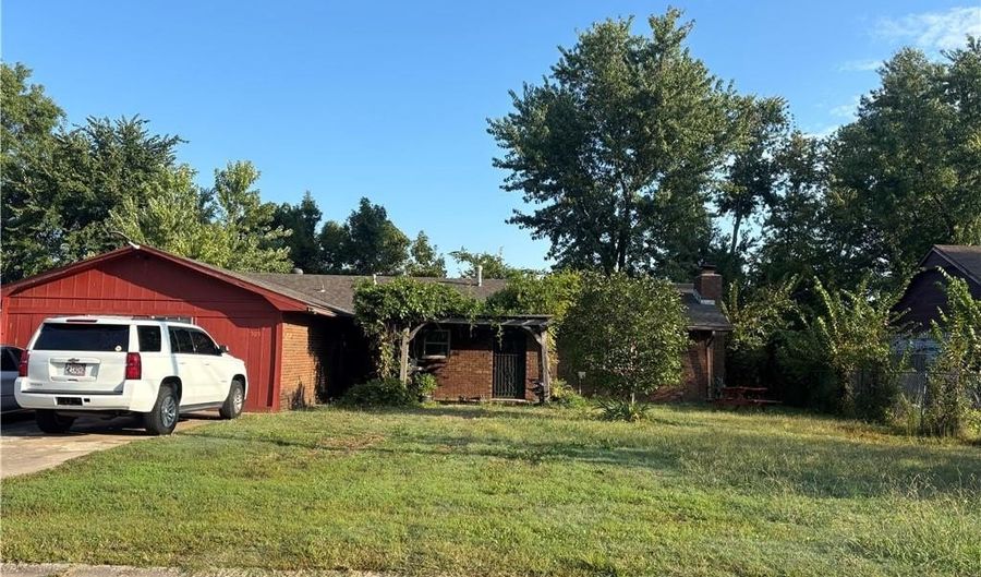 505 SE 10th St, Bentonville, AR 72712 - 0 Beds, 0 Bath