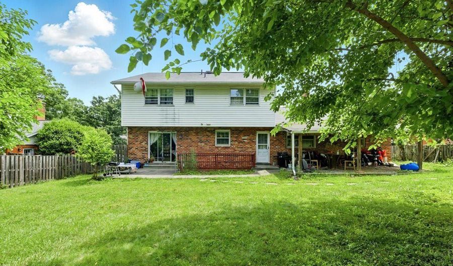 4108 WYNNWOOD Dr, Annandale, VA 22003 - 6 Beds, 4 Bath