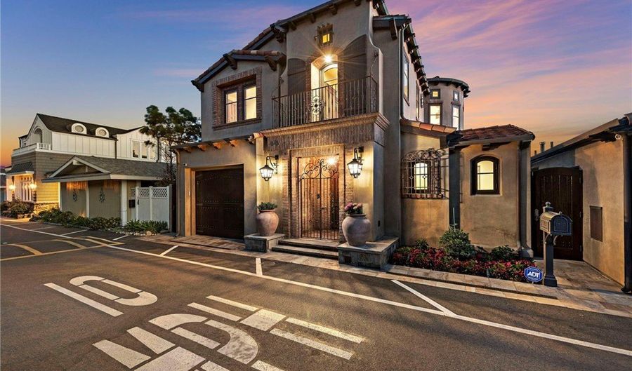 1880 N El Camino Real 48-49, San Clemente, CA 92672 - 5 Beds, 6 Bath