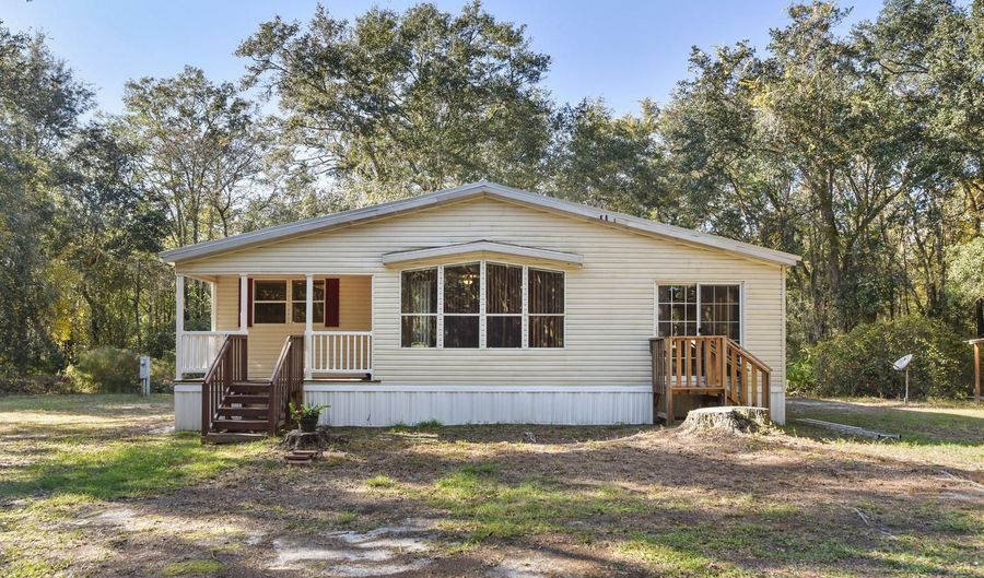 744 D FOURAKER Rd, Bryceville, FL 32009 - 3 Beds, 2 Bath