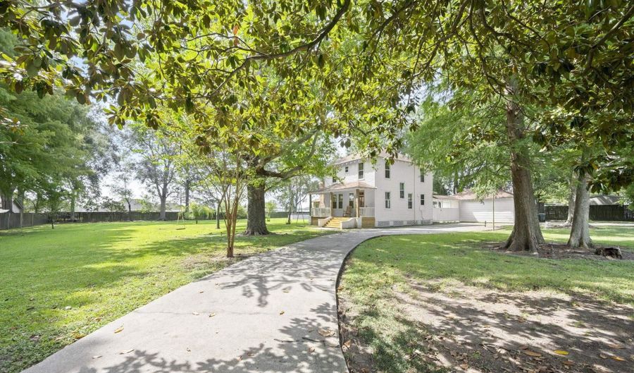 3953 Bird Heights Ave, Addis, LA 70710 - 3 Beds, 3 Bath
