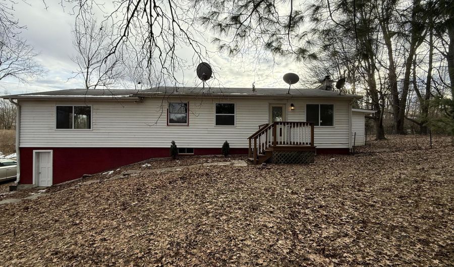 24880 L Dr N, Albion, MI 49224 - 3 Beds, 1 Bath