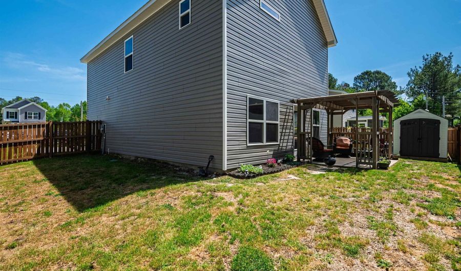 305 Ballfield Rd, Camden, SC 29020 - 3 Beds, 3 Bath