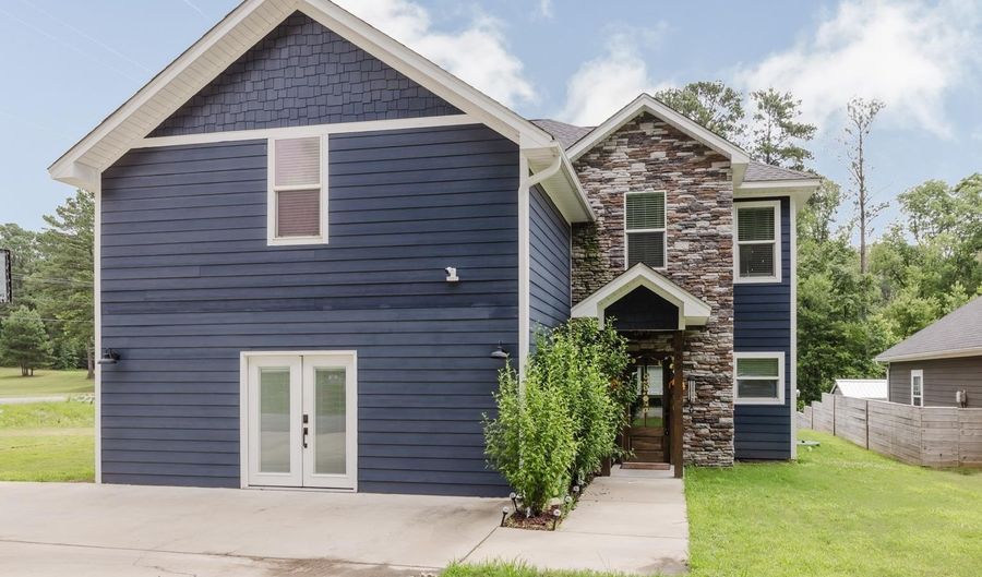 600 Hiram Dr, Bauxite, AR 72011 - 5 Beds, 3 Bath