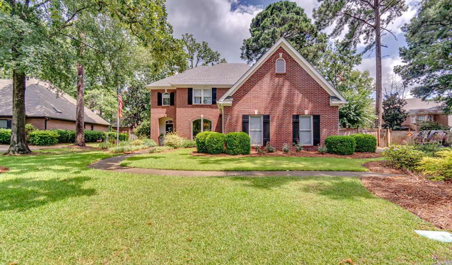 407 Daniel Dr, Brandon, MS 39047 - 4 Beds, 4 Bath